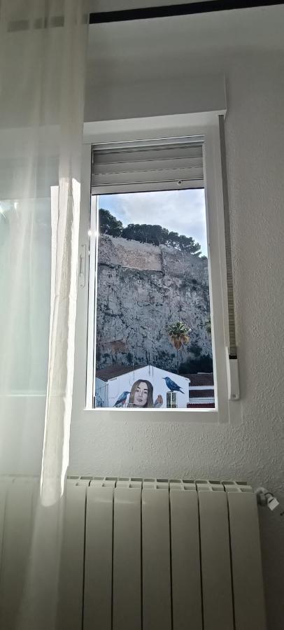 Gran Apartamento Cerca Del Mar Y Castillo دينايا المظهر الخارجي الصورة
