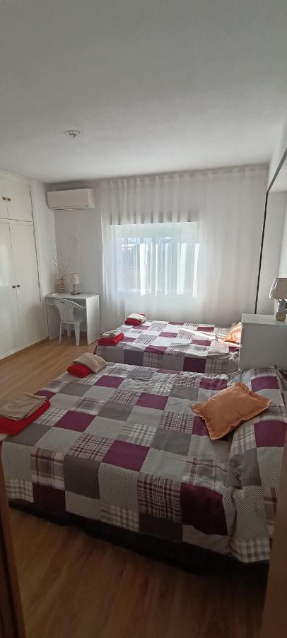 Gran Apartamento Cerca Del Mar Y Castillo دينايا المظهر الخارجي الصورة