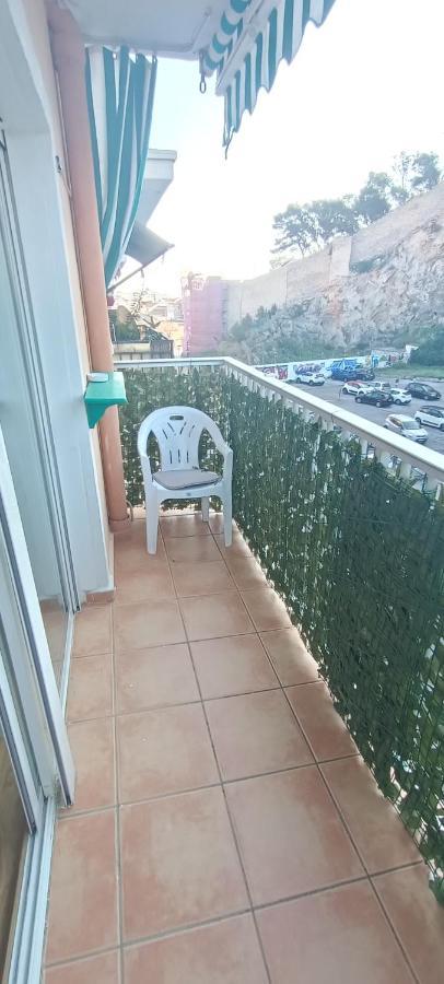 Gran Apartamento Cerca Del Mar Y Castillo دينايا المظهر الخارجي الصورة